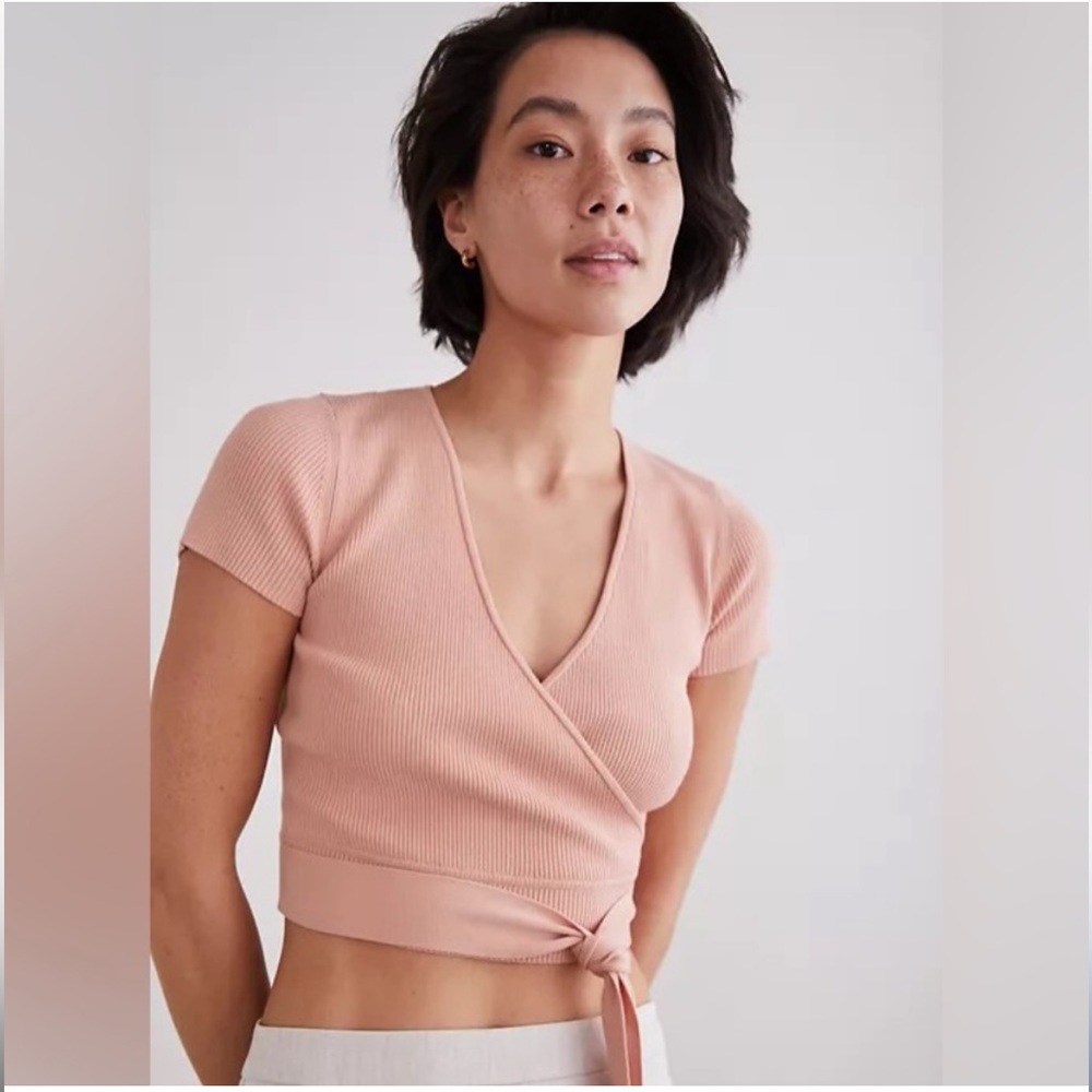 Aritzia Front Tie Sweater Top, M